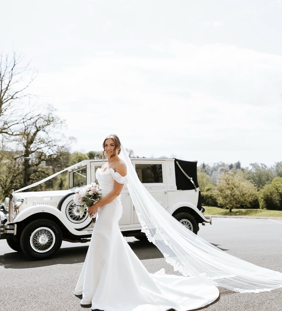 Olivia floral styling