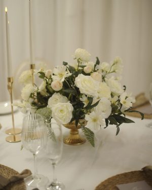 Clara Floral Display