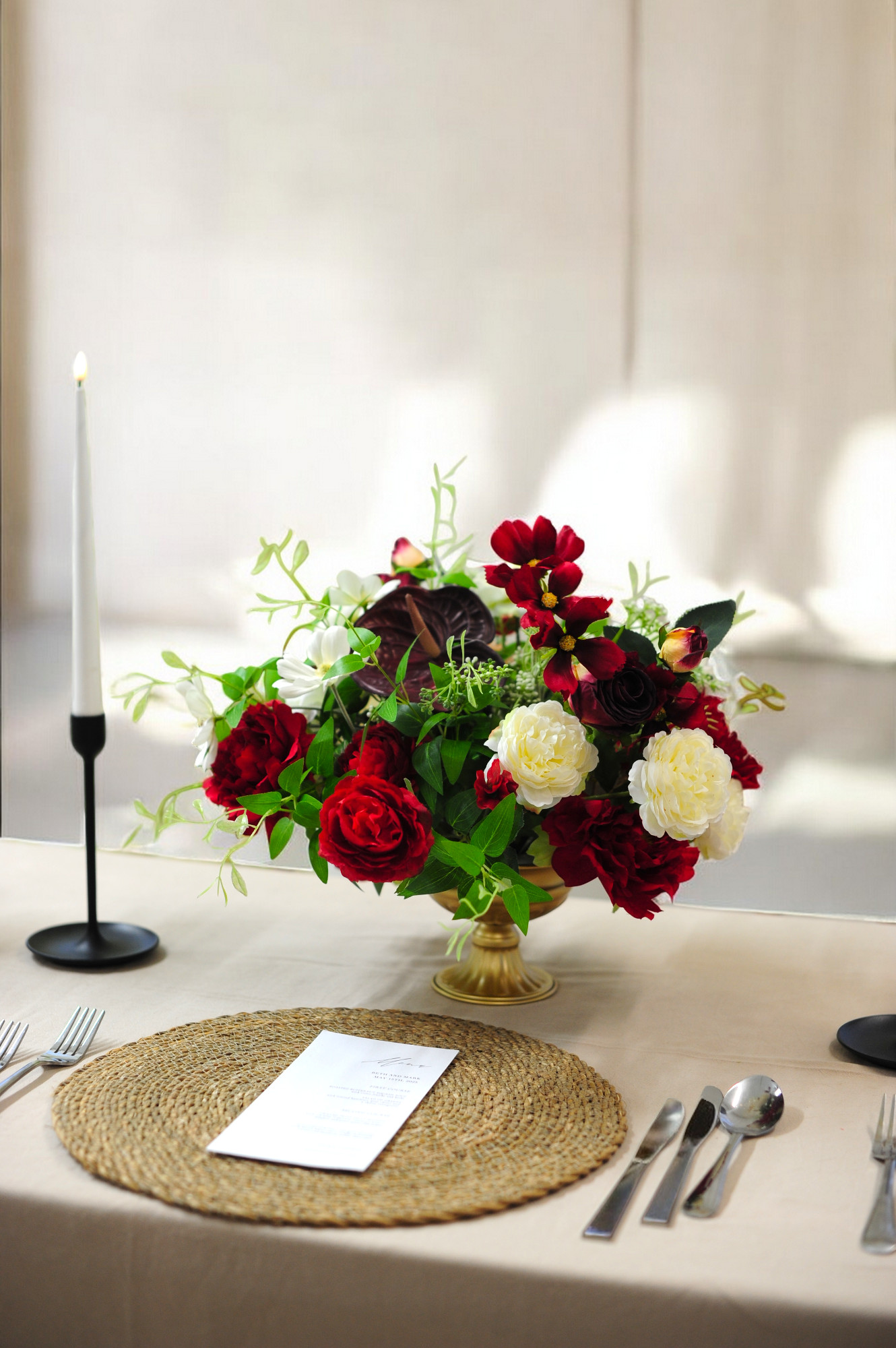 Scarlett floral meadow