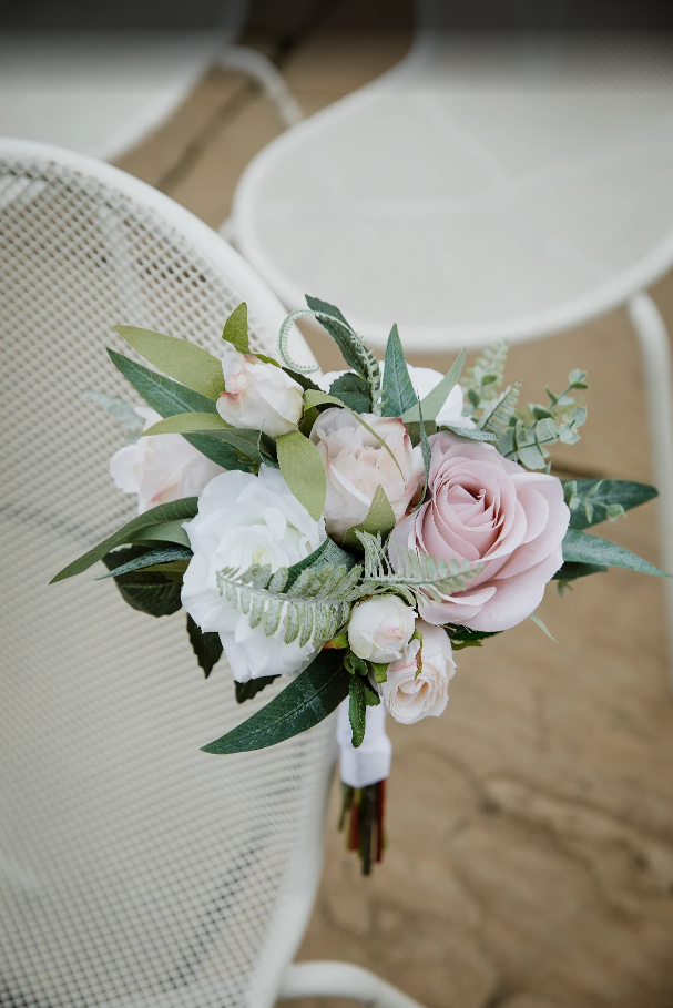 Olivia floral pillars