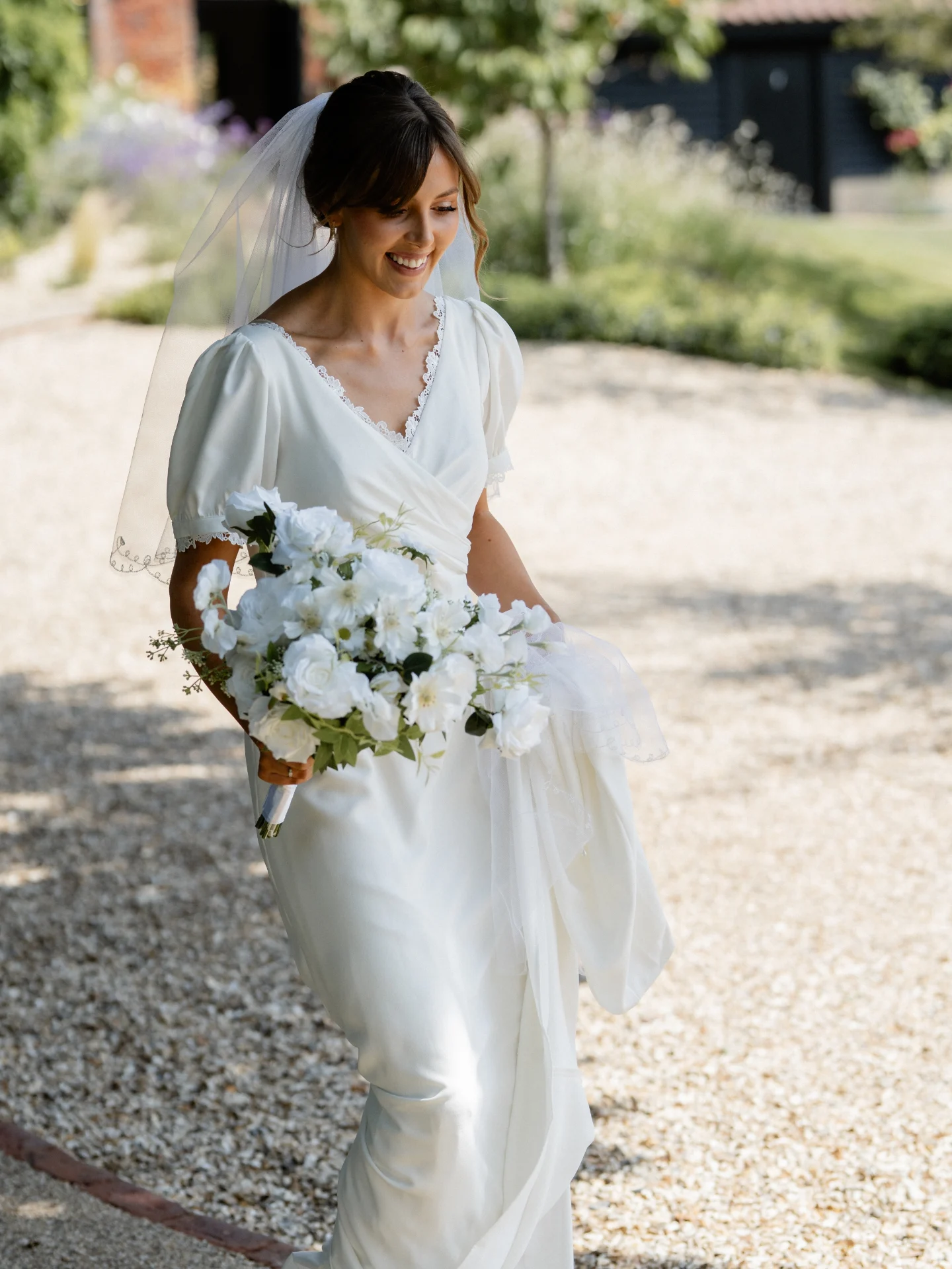 Alison floral pillars